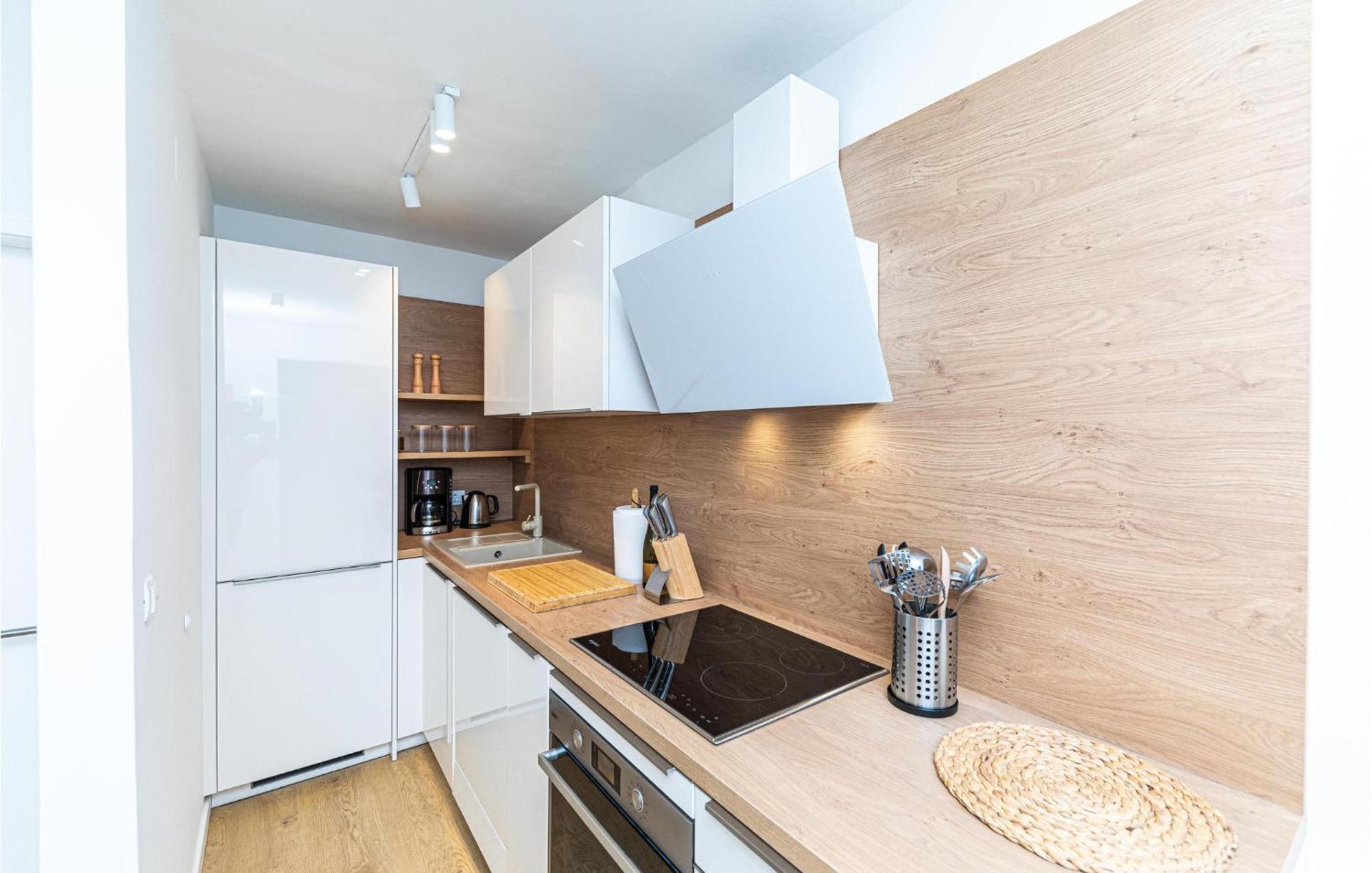 3 Bedroom Lovely Home In Jadrija Exteriör bild